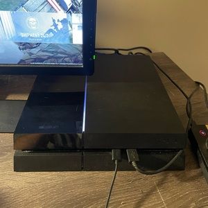 PS4 Original 500 GB (Only Console & Cables)